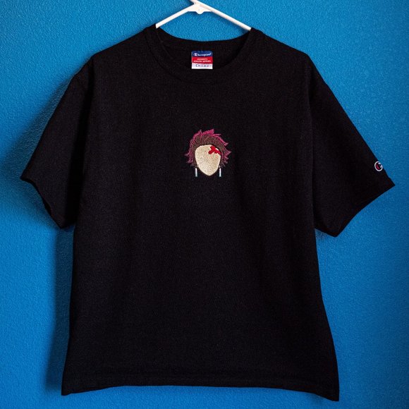 Demon Slayer Tanjiro - Picture 1 of 3